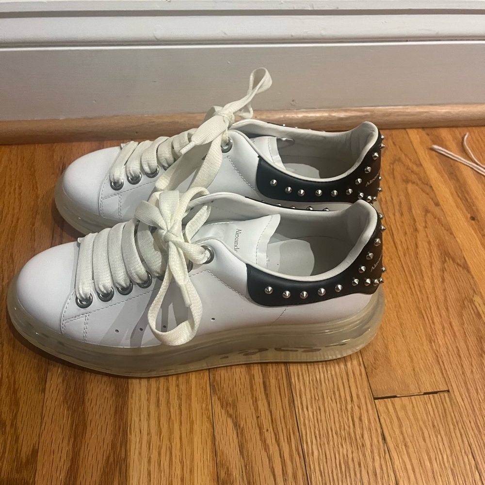Like New Alexander McQueen Oversized Larry Sneakers Size 37
